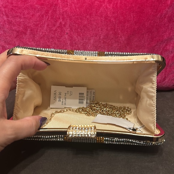 Stack of Cash clutch - Picture 8 of 9